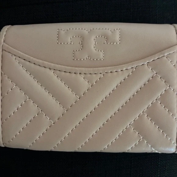 Tory Burch Quilted Tan Wallet - Picture 2 of 6